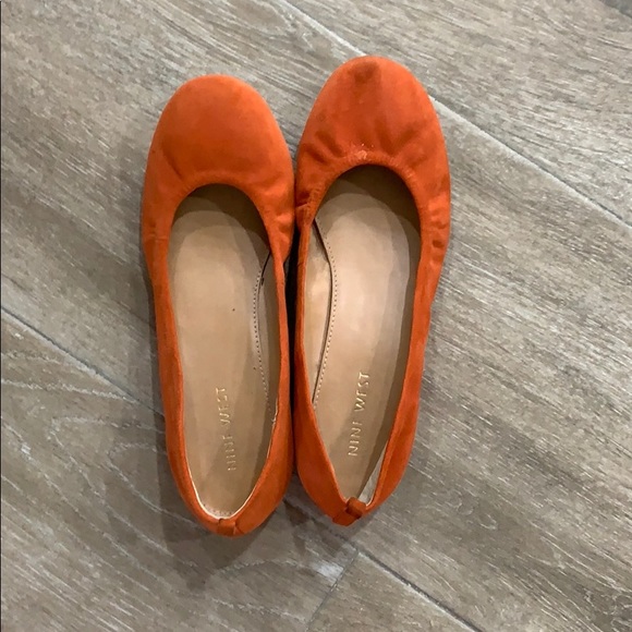 Shoes - Picture 1 of 4